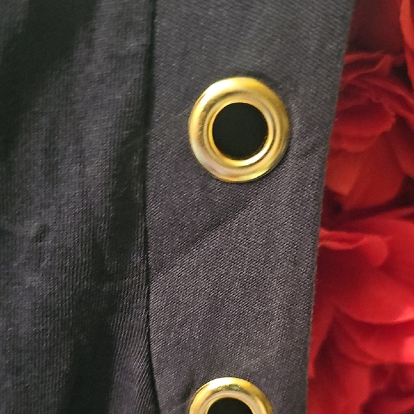 Michael Kors NWT Navy Sleeveless Top with Gold Eyelets Size XLarge - Picture 7 of 7